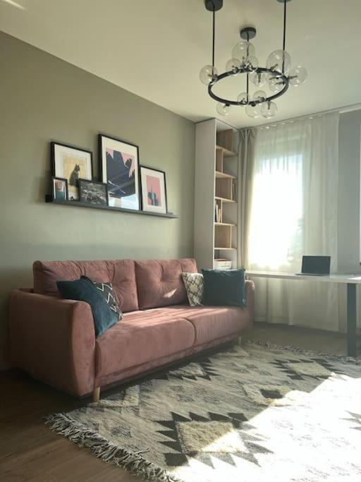 Luxury Pearl With Parking Place In Holesovice Πράγα Εξωτερικό φωτογραφία